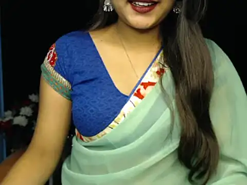 Snapshot of Wish_Queen chatting on 01-26-25, 09:08 Wish Queen online show from 01-26-25, 09:08