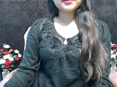 Snapshot of Wish_Queen chatting on 02-06-25, 02:37 Wish Queen online show from 02-06-25, 02:37