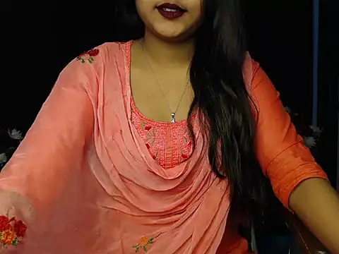 Snapshot of Wish_Queen chatting on 02-07-25, 08:33 Wish Queen online show from 02-07-25, 08:33