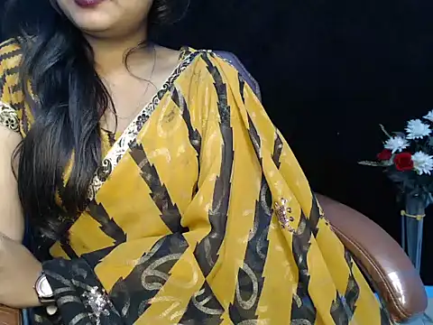 Snapshot of Wish_Queen chatting on 02-22-25, 04:30 Wish Queen online show from 02-22-25, 04:30