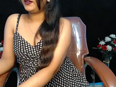 Snapshot of Wish_Queen chatting on 02-23-25, 11:00 Wish Queen online show from 02-23-25, 11:00