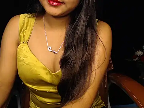 Snapshot of Wish_Queen chatting on 02-26-25, 12:14 Wish Queen online show from 02-26-25, 12:14
