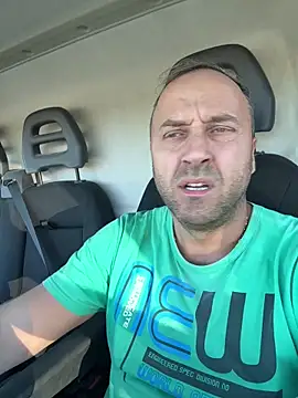 Snapshot of Lecatore80 chatting on 10-23-25, 03:00 Lecatore80 online show from 10-23-25, 03:00