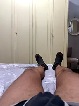 Snapshot of Lecatore80 chatting on 11-07-25, 05:35 Lecatore80 online show from 11-07-25, 05:35