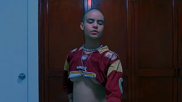 Snapshot of alex_one888 chatting on 02-06-26, 01:43 alex one888 online show from 02-06-26, 01:43