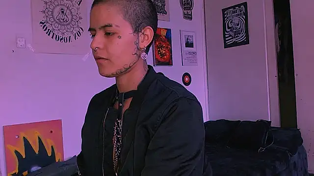 Snapshot of alex_one888 chatting on 03-04-26, 08:48 alex one888 online show from 03-04-26, 08:48