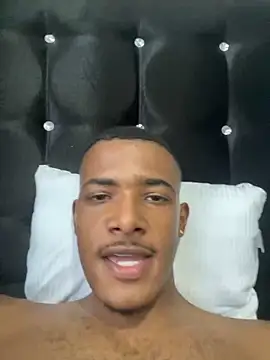 Snapshot of jackmacson chatting on 12-31-24, 10:23 jackmacson online show from 12-31-24, 10:23