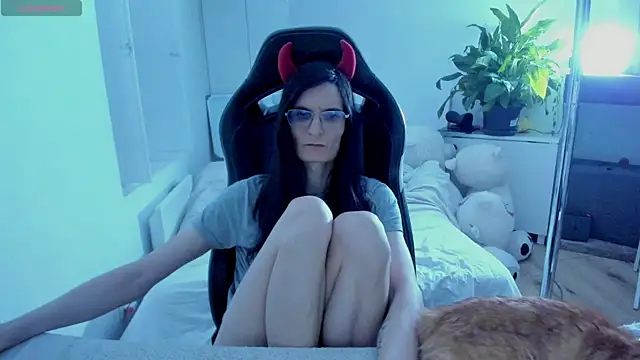 CeriseLapine online show from 03-12-25, 07:06