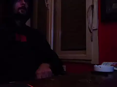 Snapshot of Guy4ladys69 chatting on 01-05-25, 12:20 Guy4ladys69 online show from 01-05-25, 12:20