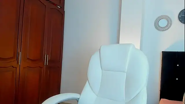 kathyajhonss online show from 10-11-25, 10:19