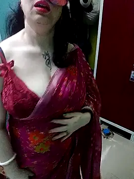 Snapshot of Raja_Ranii chatting on 12-10-24, 12:27 Raja Ranii online show from 12-10-24, 12:27