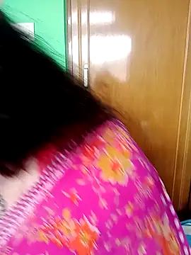 Snapshot of Raja_Ranii chatting on 01-05-25, 06:13 Raja Ranii online show from 01-05-25, 06:13