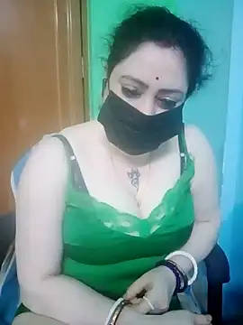 Snapshot of Raja_Ranii chatting on 01-21-25, 05:30 Raja Ranii online show from 01-21-25, 05:30