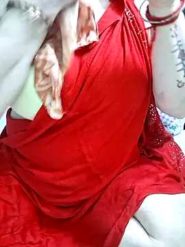 Snapshot of Raja_Ranii chatting on 07-13-26, 04:32 Raja Ranii online show from 07-13-26, 04:32