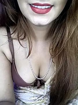 Snapshot of Diamond_queeen chatting on 10-09-25, 09:02 Diamond queeen online show from 10-09-25, 09:02