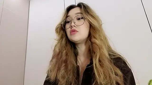 Jennatyan online show from 01-08-26, 10:17