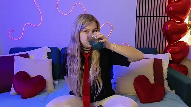 Snapshot of Mel_Nelson chatting on 02-14-25, 02:39 Mel Nelson online show from 02-14-25, 02:39