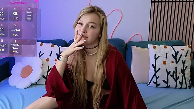 Snapshot of Mel_Nelson chatting on 03-08-25, 08:44 Mel Nelson online show from 03-08-25, 08:44