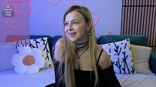 Snapshot of Mel_Nelson chatting on 03-14-25, 07:48 Mel Nelson online show from 03-14-25, 07:48