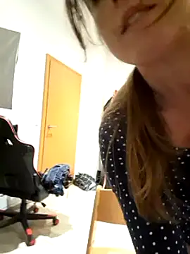 Hexe12346 online show from 03-06-25, 05:33