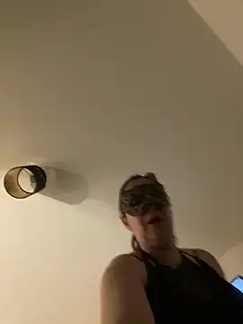 Lyannabuena69 online show from 02-28-26, 12:33