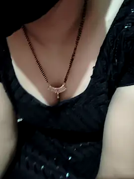 Snapshot of kaveerpooja947 chatting on 12-14-25, 03:50 kaveerpooja947 online show from 12-14-25, 03:50