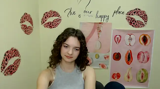  SusieSu  online show from 12-10-24, 01:22