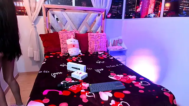 Tiffany sander online show from 02-04-25, 03:33