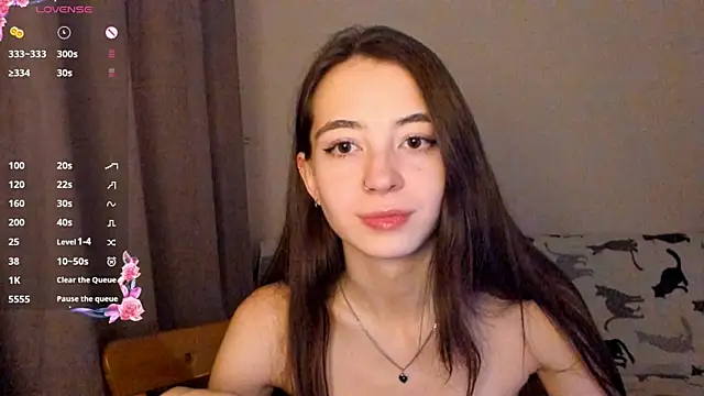 EvaBradley online show from 12-15-25, 07:18