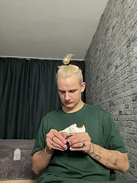 koosssttyaa online show from 12-16-24, 03:54