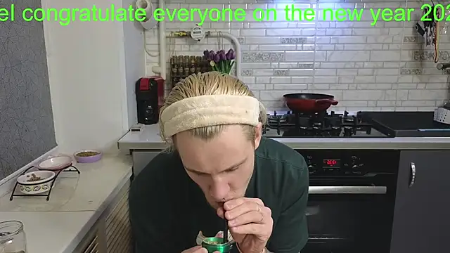 koosssttyaa online show from 01-01-25, 01:37