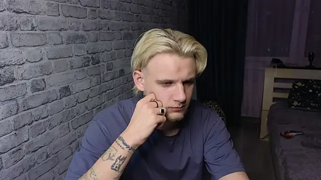 koosssttyaa online show from 01-10-25, 08:48