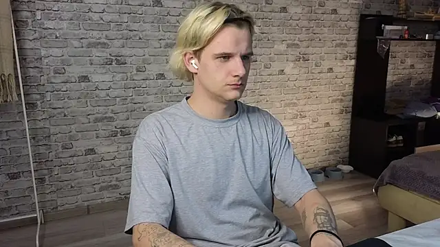 koosssttyaa online show from 03-10-25, 08:34