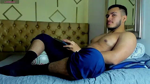 Snapshot of jeisonstark chatting on 09-15-25, 07:14 jeisonstark online show from 09-15-25, 07:14