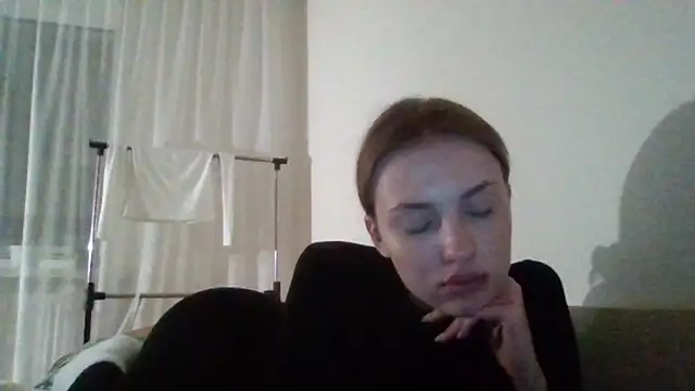 Snapshot of Sweety_Nika chatting on 12-14-24, 12:22 Sweety Nika online show from 12-14-24, 12:22