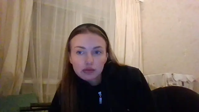 Snapshot of Sweety_Nika chatting on 12-17-24, 12:45 Sweety Nika online show from 12-17-24, 12:45