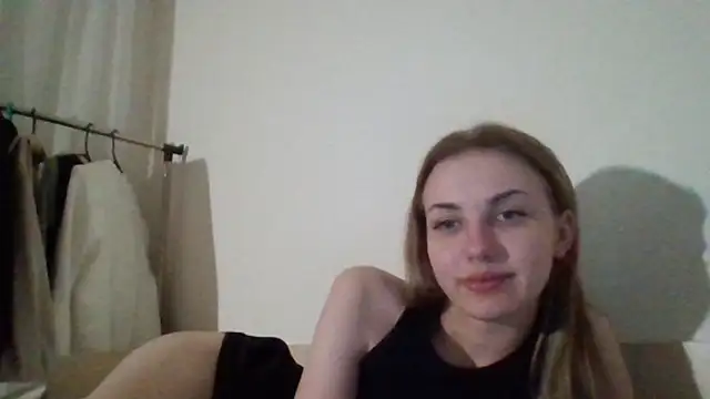 Snapshot of Sweety_Nika chatting on 12-29-24, 12:30 Sweety Nika online show from 12-29-24, 12:30