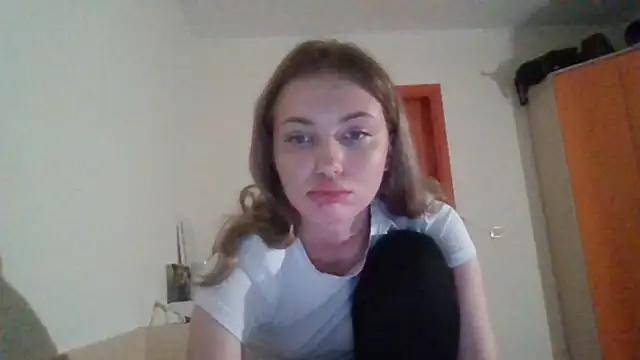 Snapshot of Sweety_Nika chatting on 01-05-25, 02:06 Sweety Nika online show from 01-05-25, 02:06