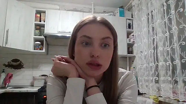 Snapshot of Sweety_Nika chatting on 01-22-25, 12:06 Sweety Nika online show from 01-22-25, 12:06