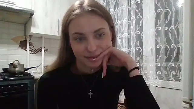 Snapshot of Sweety_Nika chatting on 02-07-25, 01:47 Sweety Nika online show from 02-07-25, 01:47