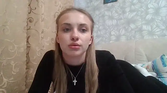 Snapshot of Sweety_Nika chatting on 02-16-25, 12:41 Sweety Nika online show from 02-16-25, 12:41