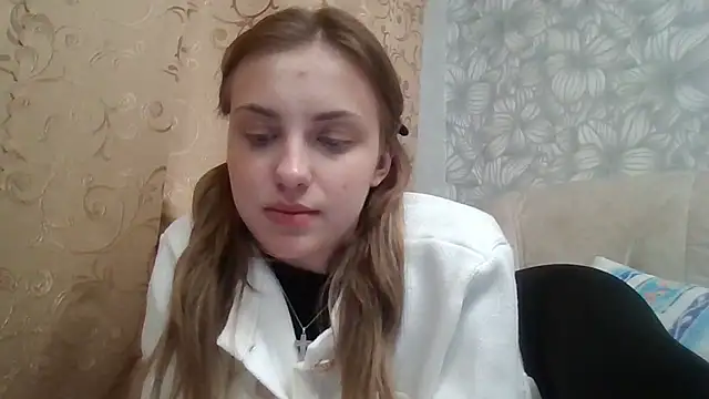 Snapshot of Sweety_Nika chatting on 02-19-25, 09:36 Sweety Nika online show from 02-19-25, 09:36