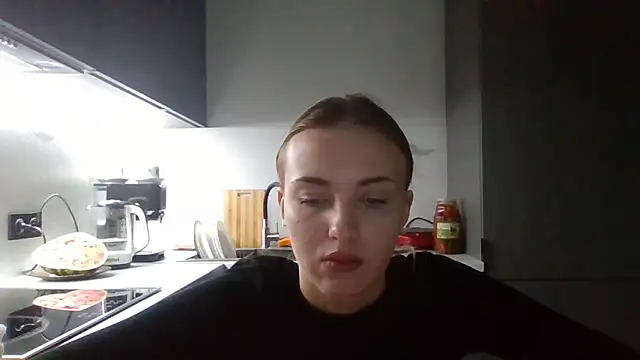Snapshot of Sweety_Nika chatting on 09-08-25, 03:44 Sweety Nika online show from 09-08-25, 03:44