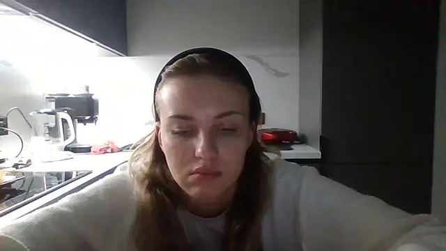 Snapshot of Sweety_Nika chatting on 10-01-25, 08:26 Sweety Nika online show from 10-01-25, 08:26