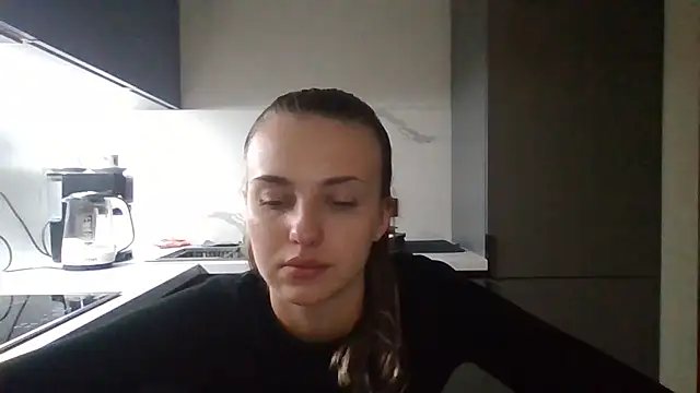 Snapshot of Sweety_Nika chatting on 10-03-25, 08:17 Sweety Nika online show from 10-03-25, 08:17