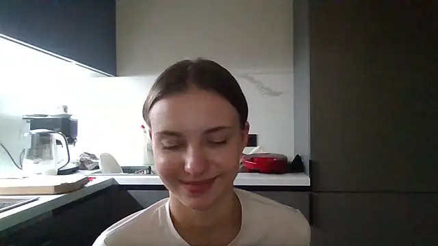 Snapshot of Sweety_Nika chatting on 10-07-25, 07:44 Sweety Nika online show from 10-07-25, 07:44