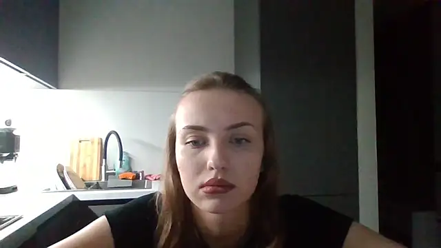 Snapshot of Sweety_Nika chatting on 10-20-25, 05:35 Sweety Nika online show from 10-20-25, 05:35