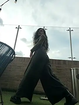 Lila Desiree online show from 10-16-25, 09:16