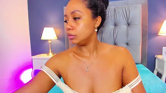 Snapshot of Kamila-Kane chatting on 02-06-25, 07:40 Kamila-Kane online show from 02-06-25, 07:40