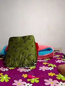 ScarletthJhonson- online show from 01-04-25, 05:27